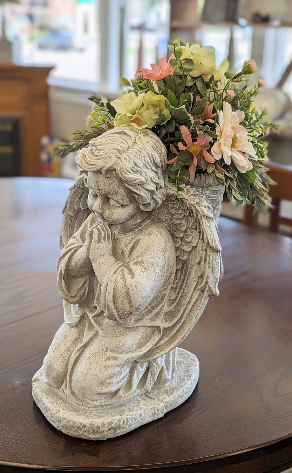Kneeling Praying Angel – Lakeside Florist, Battle Creek MI