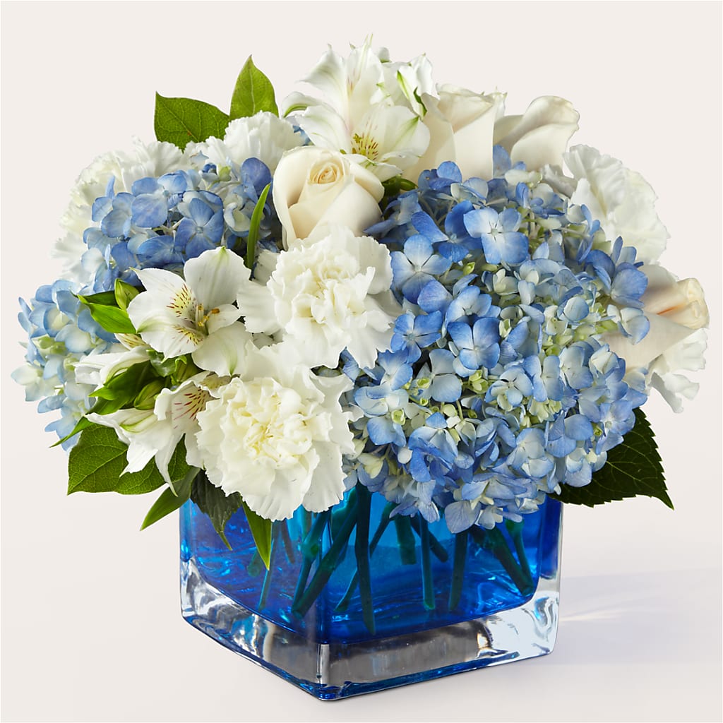 Soothing Waters Bouquet – Lakeside Florist, Battle Creek MI