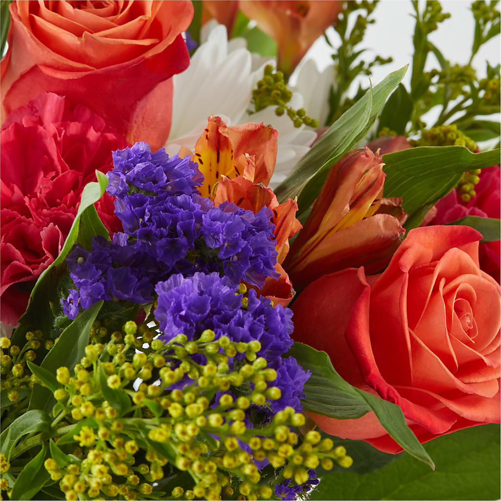 Oopsie Daisy Bouquet –  Lakeside Florist, Battle Creek MI