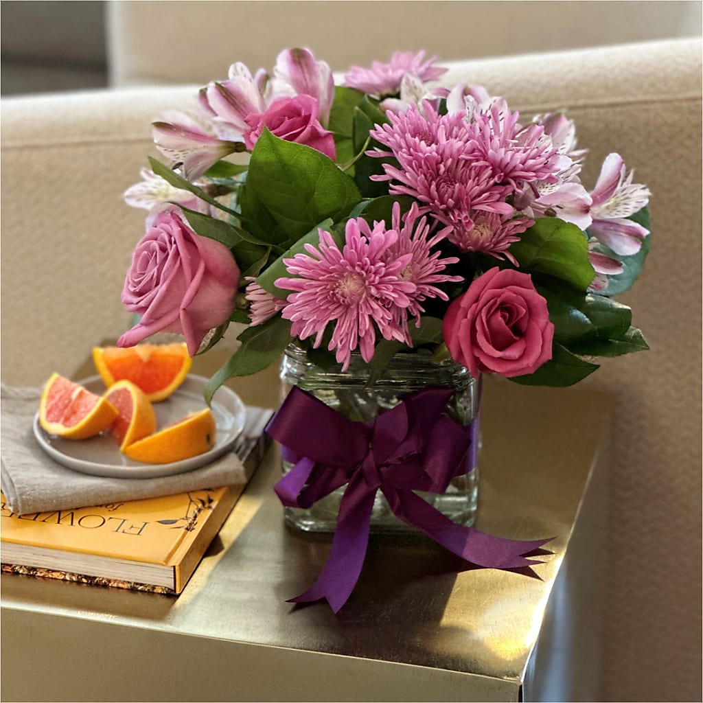 Sugarplum Bouquet –  Lakeside Florist, Battle Creek MI