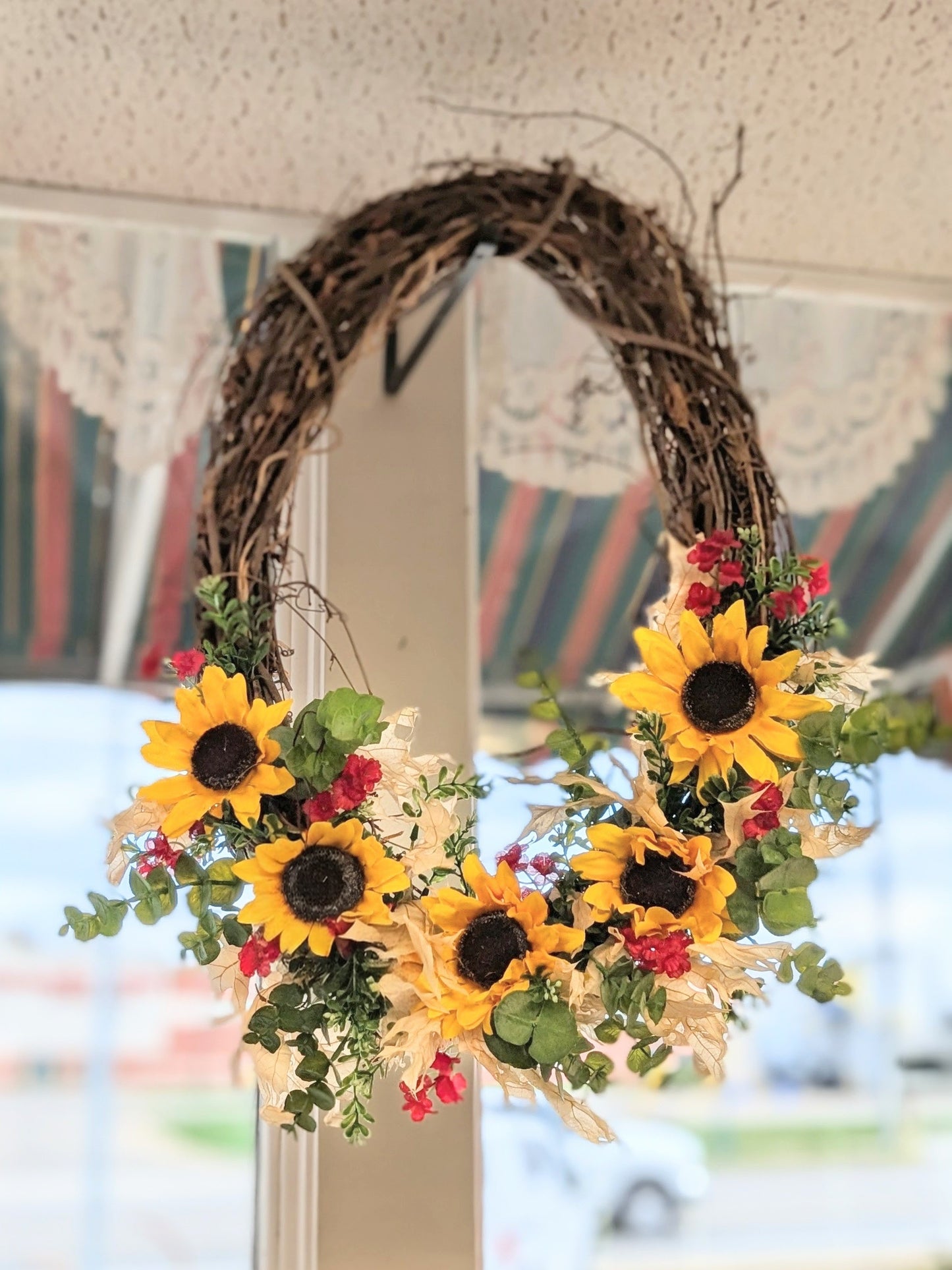 Autumn Sunflower Wreath –  Lakeside Florist, Battle Creek MI
