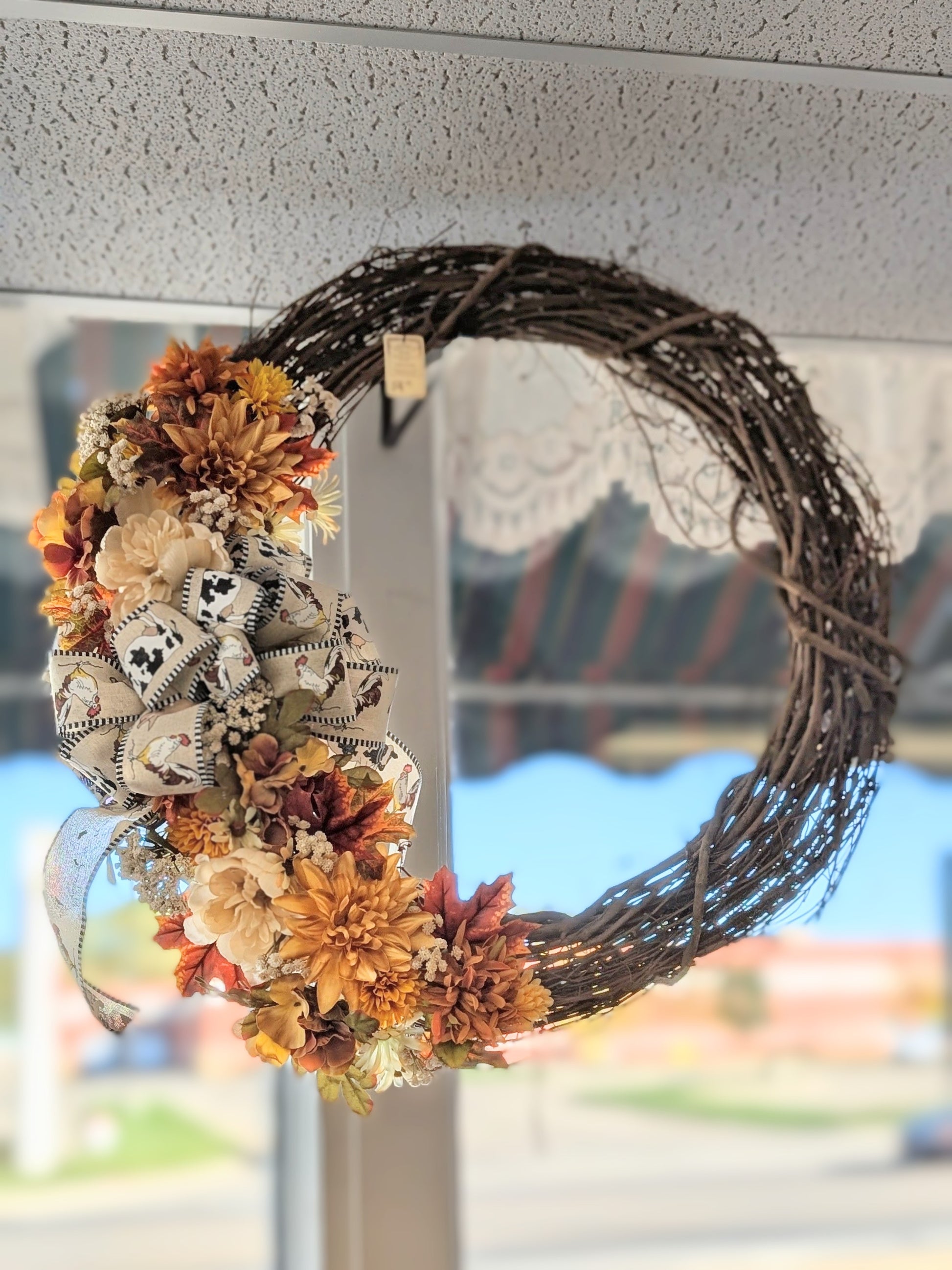 Autumn Farmhouse Wreath –  Lakeside Florist, Battle Creek MI