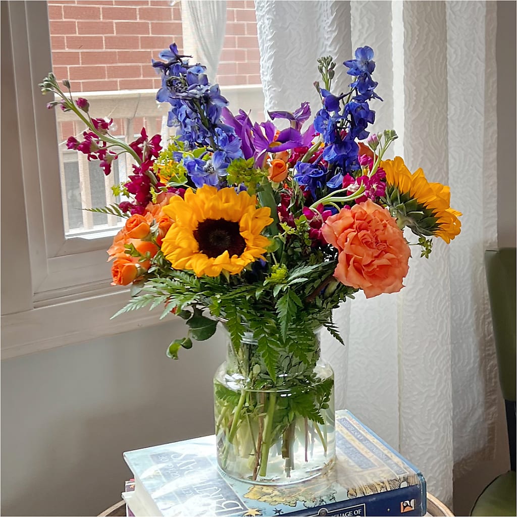 Rays of Life Bouquet –  Lakeside Florist, Battle Creek MI