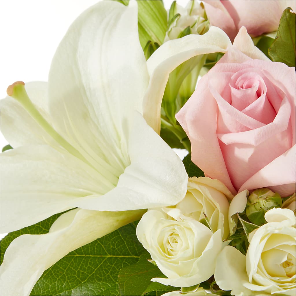 Kindhearted Bouquet –  Lakeside Florist, Battle Creek MI